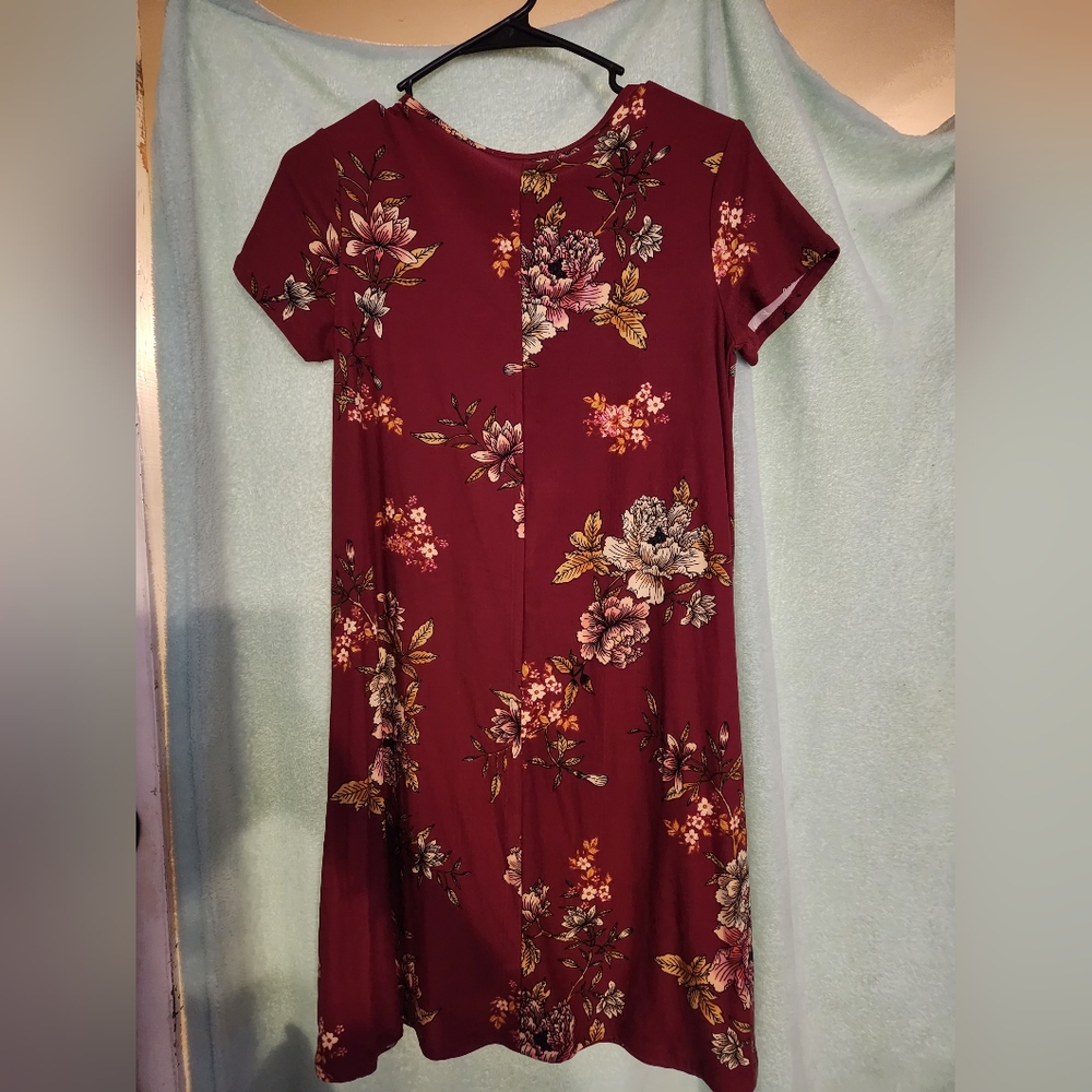 Pink rose dress maroon soft and comfy s/m